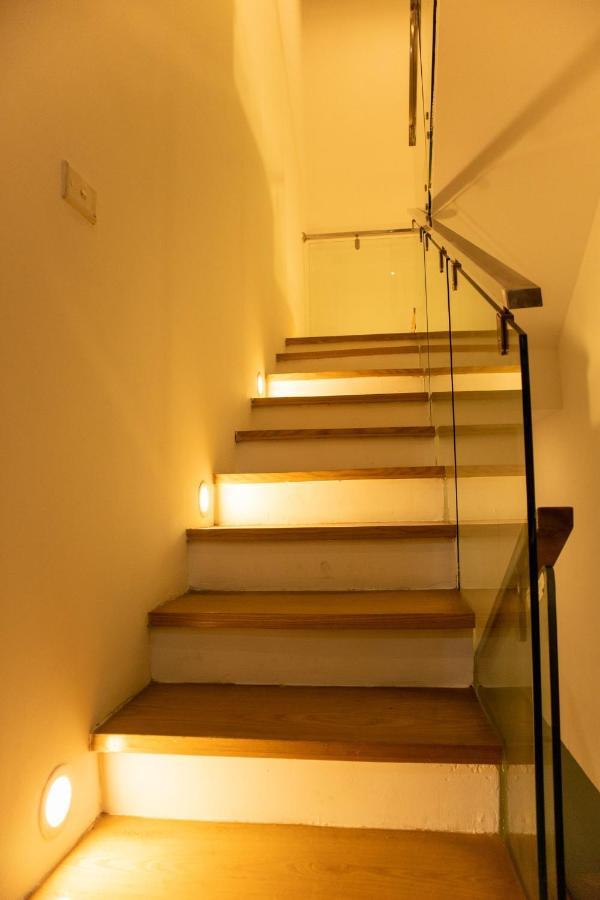 Homestay Pho Co Hanoi Buitenkant foto